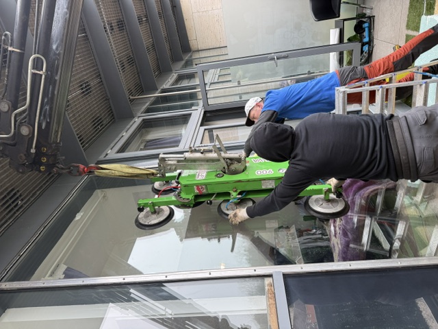 About Aldgate Glazing